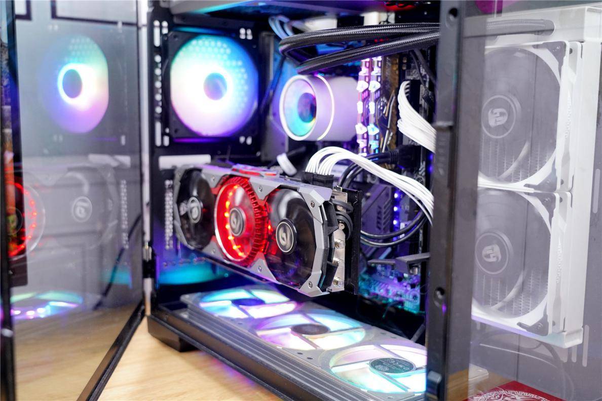 DIY春天来临，固态和内存价格持续走低，1TB只需要849元，便宜