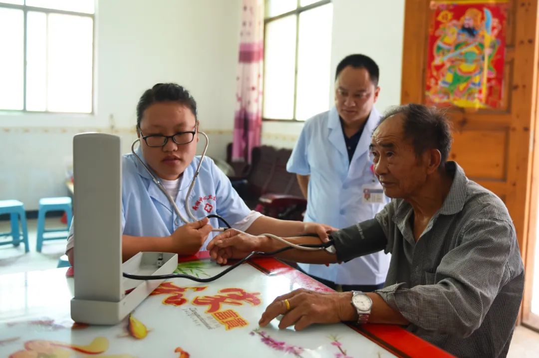 澶栧褰㈣薄鍐呬慨姘旇川,鍐呮彁淇吇澶栨彁褰㈣薄