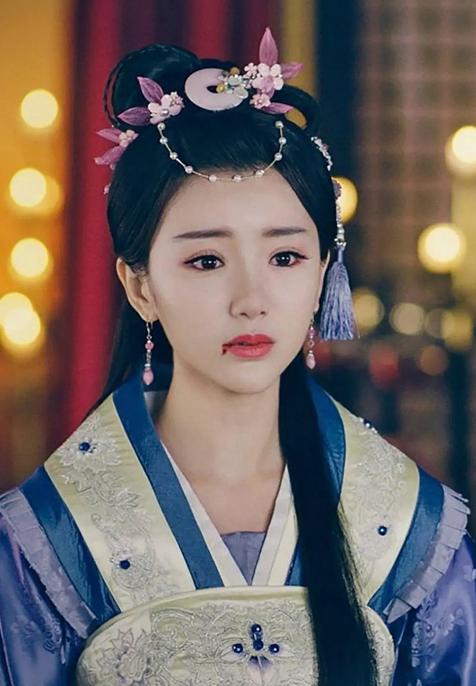 明星撞脸不可怕性别不同就尴尬,意想不到的明星撞脸