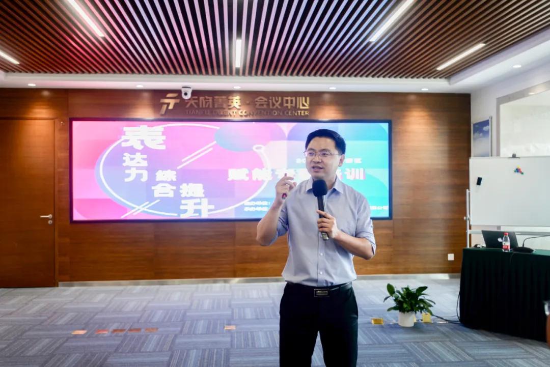 来表达国泰民安的诗句,来表达对水果的喜好英语