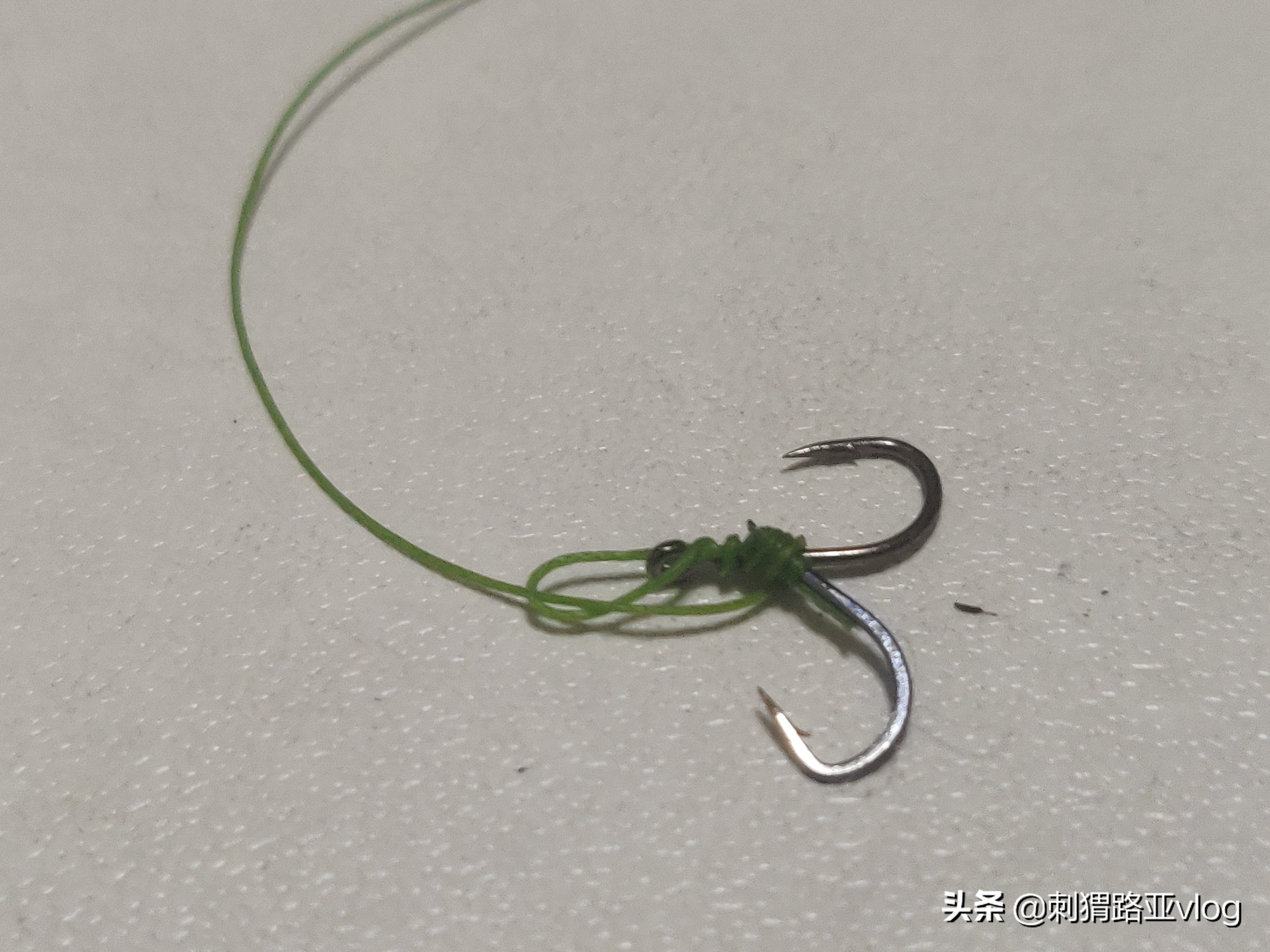 微物路亚亮片双钩钓组,路亚前导线双钩亮片绑法
