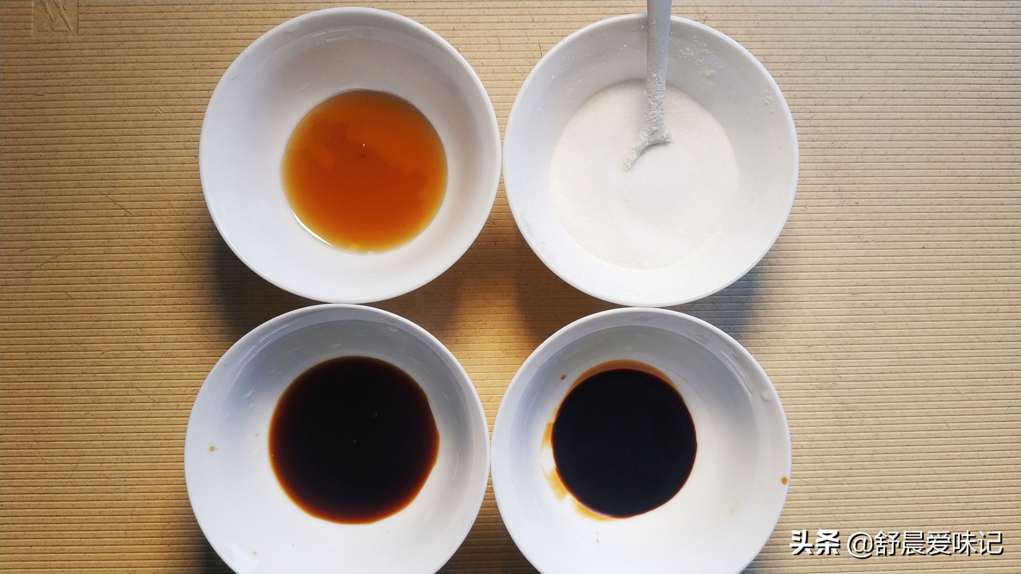 在家做“懒人饭”，有肉有菜还有饭，喷香好吃，孩子都能吃两碗