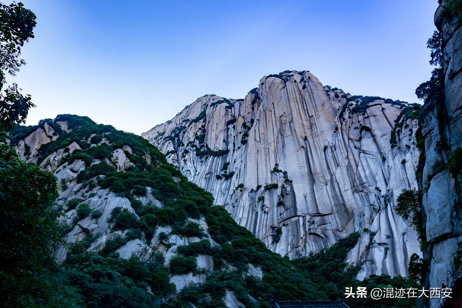登华山攻略爬华山的过程,体验了一回登华山的艰辛和不易
