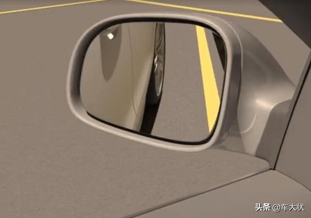 倒车入库技巧讲解学员看过来,新手倒车入库最简单又准的方法