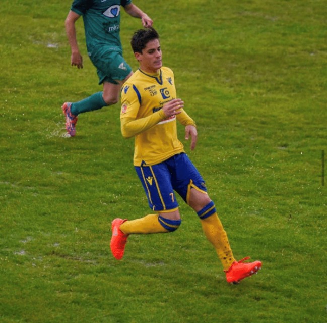 追不到你就追你妈?沈腾的段子居然成真了