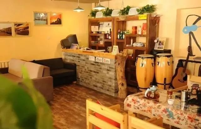 民宿365近期10家大热的极简民宿,西北风格民宿