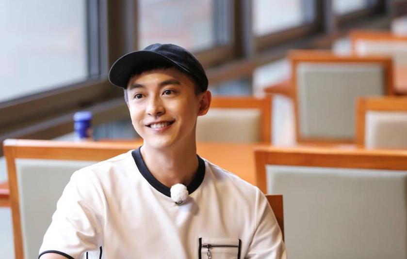 鏉庝匠鑸紶鐩婅揪杩戝喌,寮犵泭杈炬潕浣宠埅鐓х墖