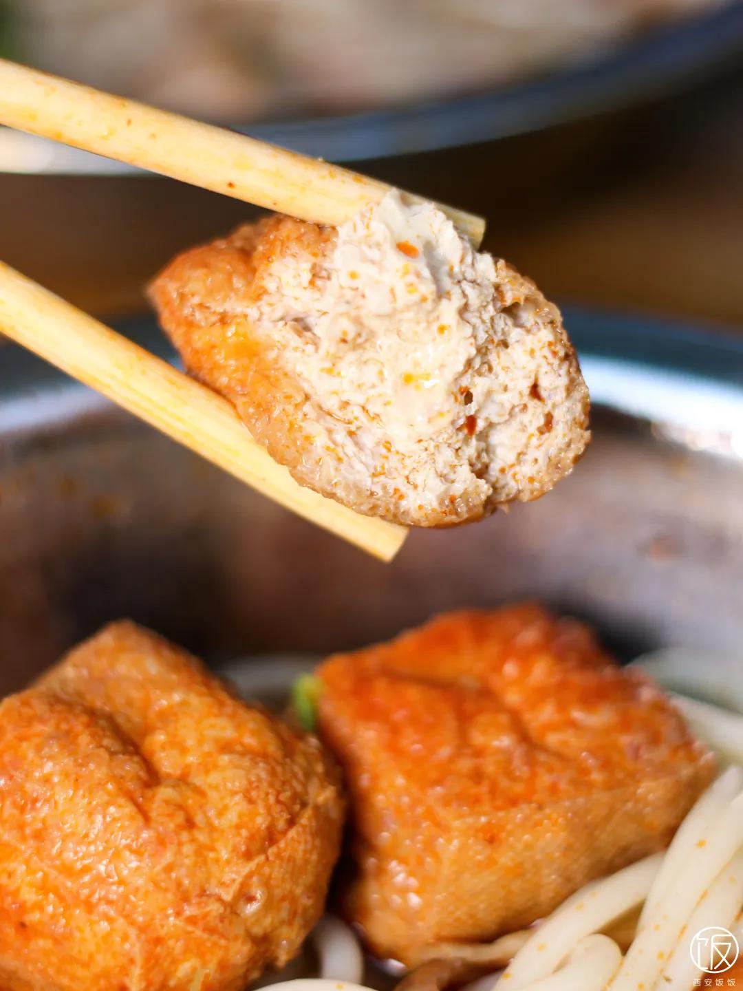 又臭又香螺蛳粉真的很好吃,超臭但超好吃的螺蛳粉