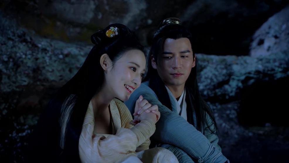 *宫东**：顾剑自私，干着损人不利己的勾当？他只不过是在还债而已！