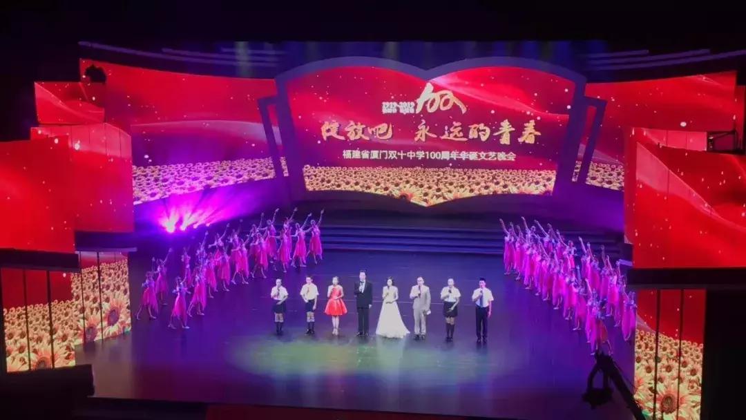 很多人挤破脑袋都想进的学校,万千学子挤破脑袋都要进大学