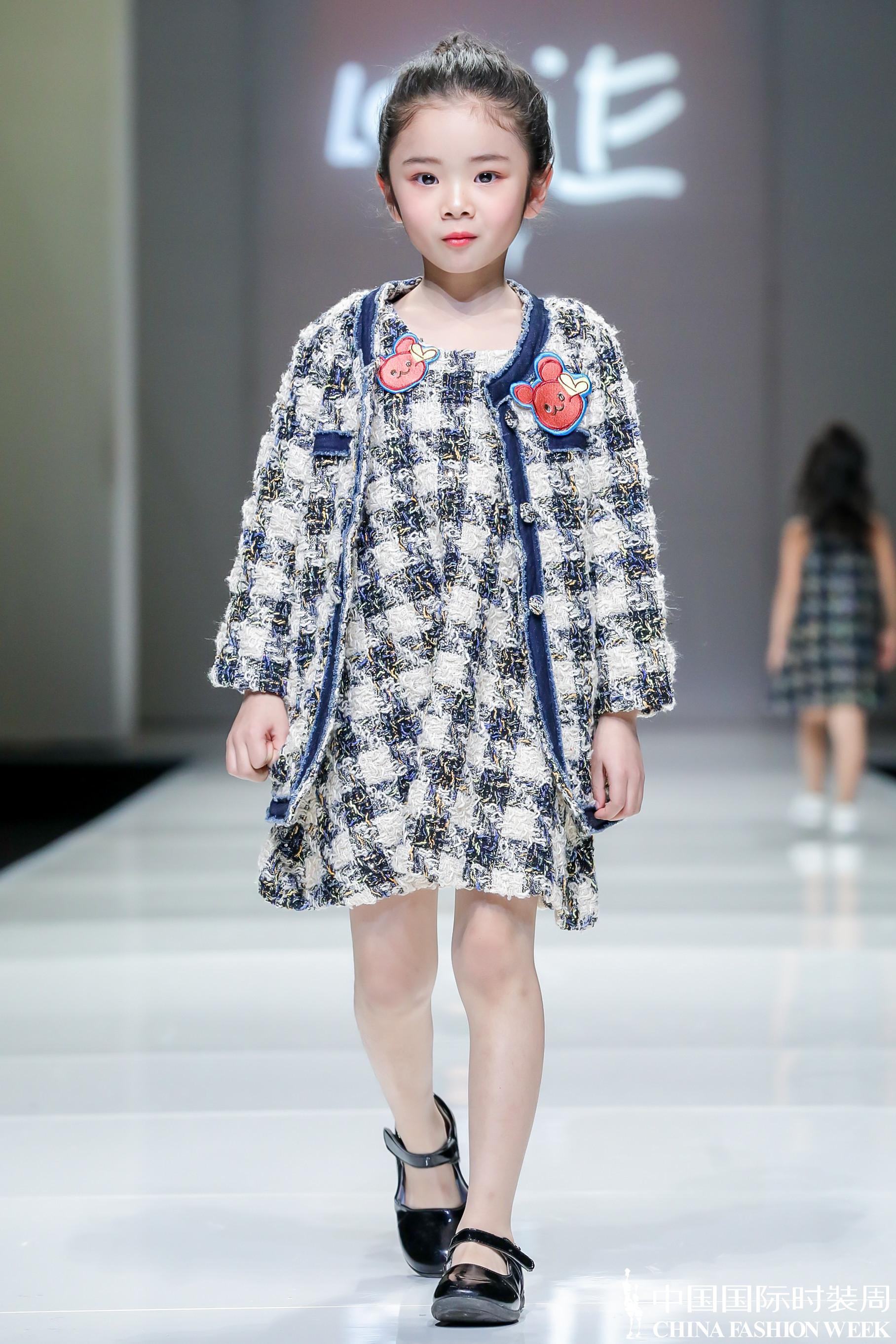 中国国际儿童时装周杭州艺尚小镇,童画童话童装