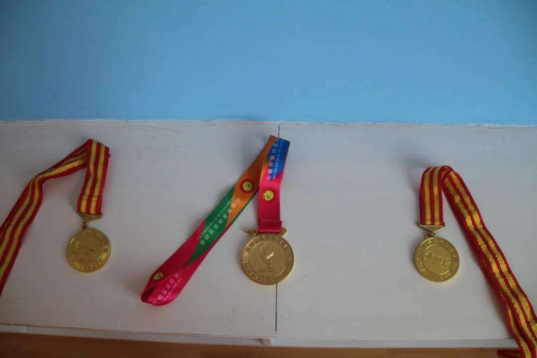 白银市靖远县艺术高中女子足球队,甘肃省靖远二中女足