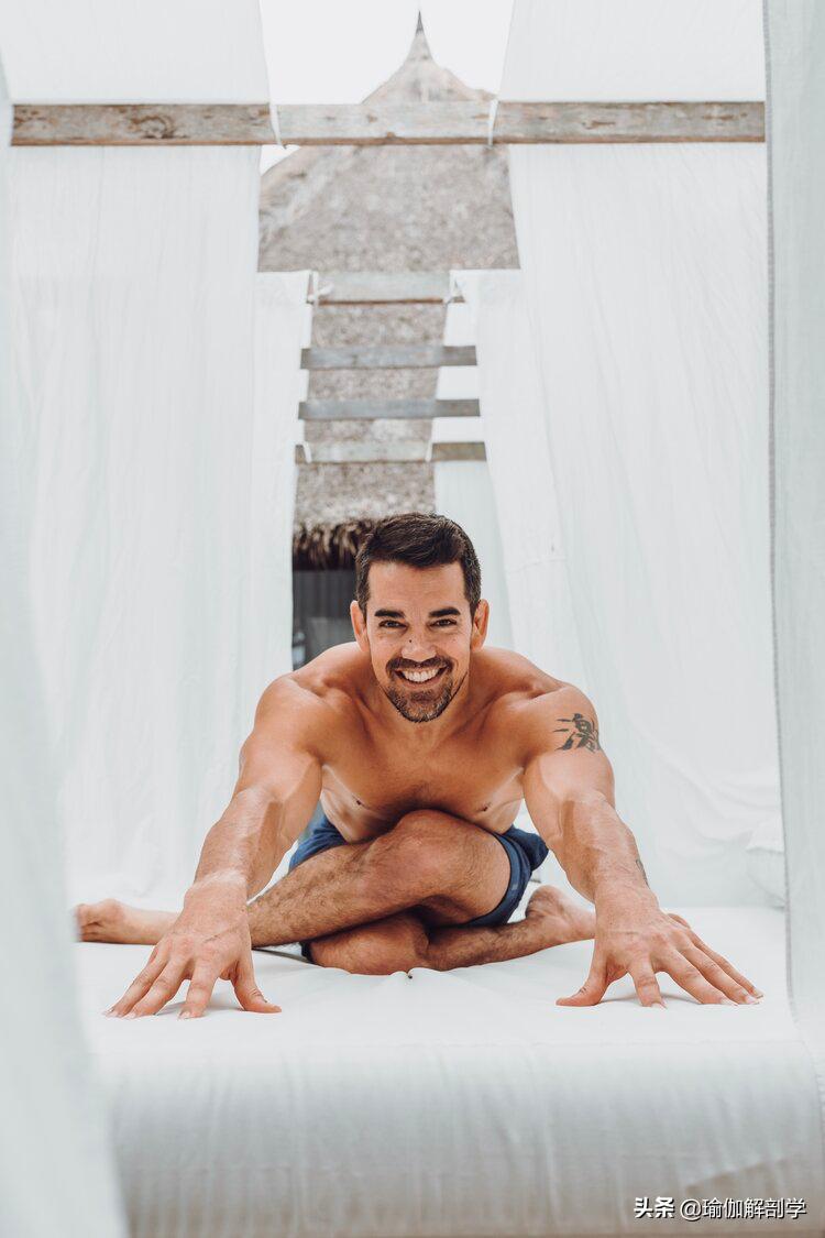 瑜伽健身高级动作学习,瑜伽课高级60分钟完整版在家练