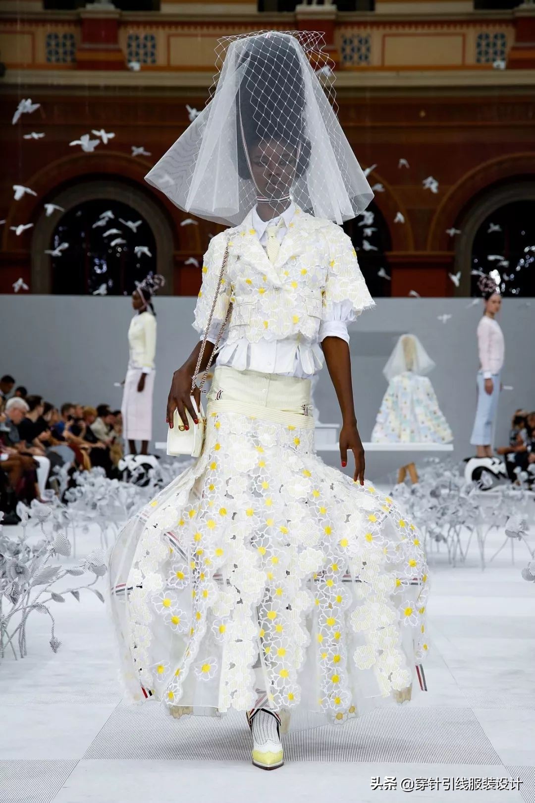 thombrowne西装全身搭配,thombrowne西装上身效果