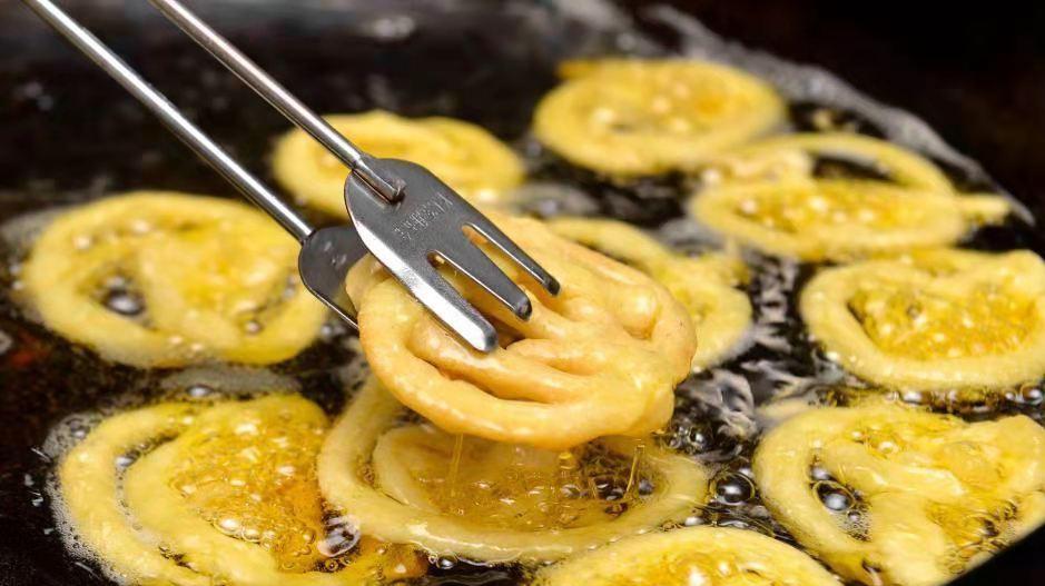 藏族的传统节日是什么,藏族回族苗族的传统节日是什么