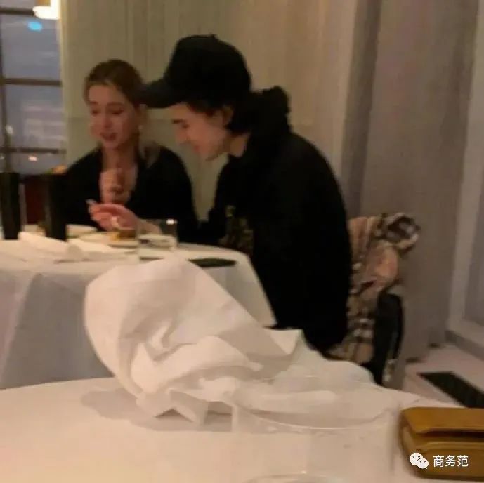 乔布斯长大后与养父母感情,乔布斯小女儿近况