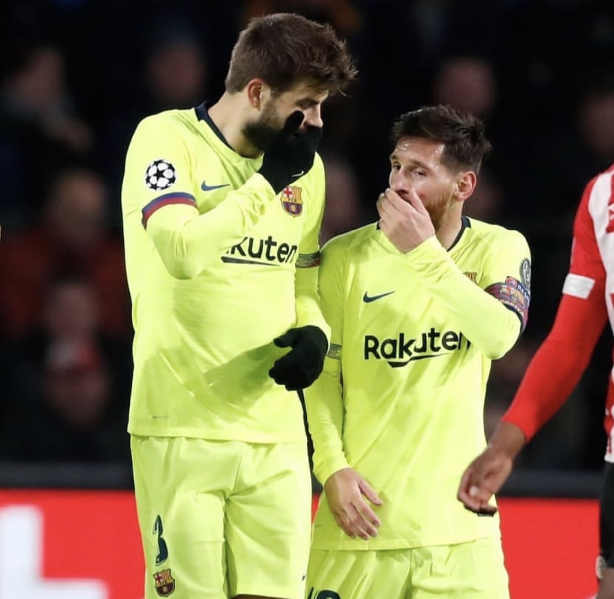 足球皮克搞笑,搞笑足球十大经典进球