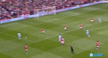 是小丑也是国王，每位与巴洛特利相遇的人都有不一样的奇妙体验