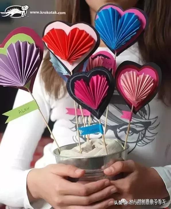 幼儿园手工制作小卡纸大全,圆形卡纸秘密