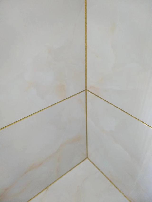 家庭用客厅美缝地砖适合多大尺寸,客厅美缝用美缝剂还是环氧彩砂