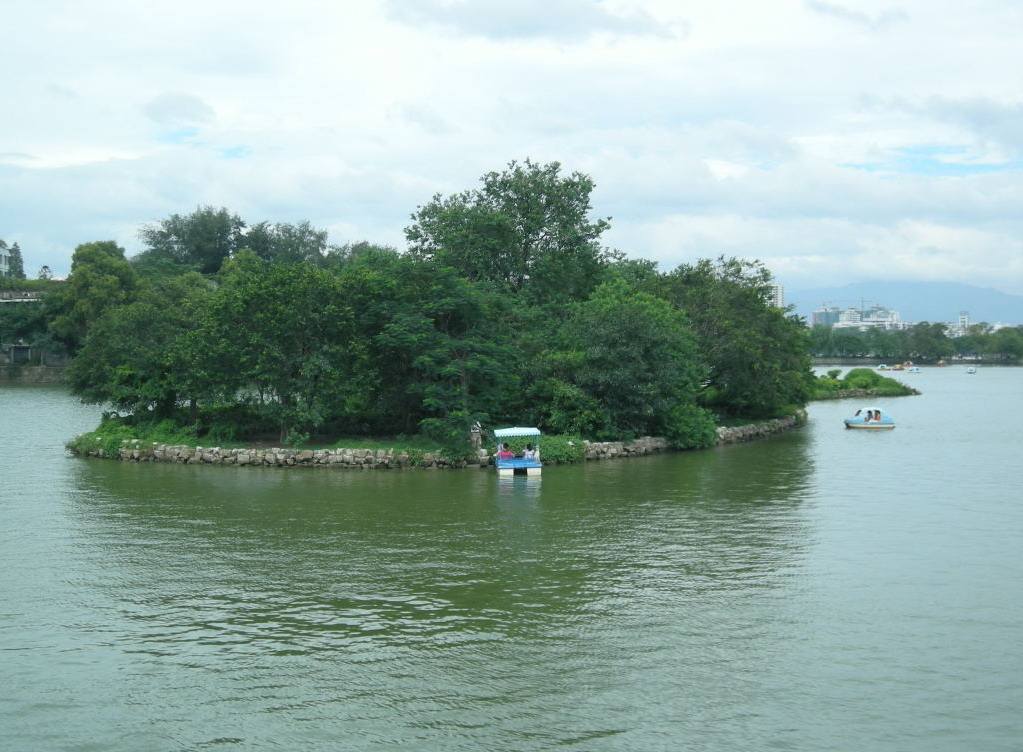 鹧鸪天雪山美人,鹧鸪天咏温泉