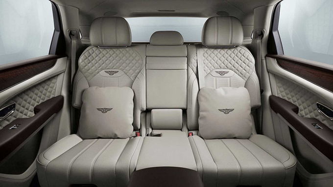 宾利添越phev选装件价目表,宾利发布新款混合动力版添越车型