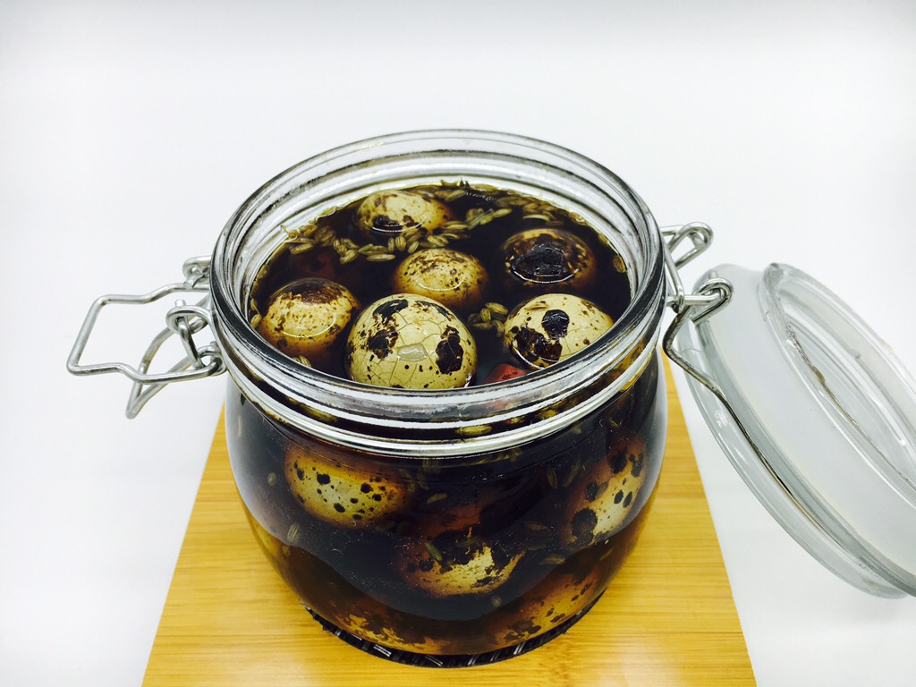 女性吃猪蹄补黄体功能吗,孕酮低吃猪脚黄豆汤好吗