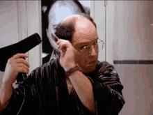 严重脱发掉头发怎么办,掉头发就是脱发吗为什么会脱发呢