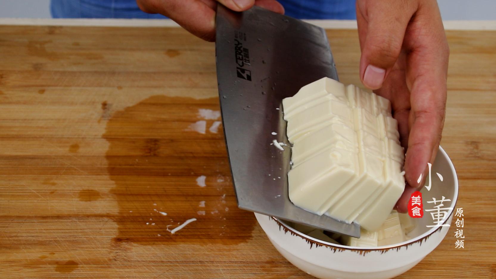 蒸鸡蛋是用热水还是用凉水蒸,牛奶蒸鸡蛋布丁正确做法