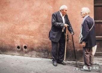 人民日报专家集体辟谣原文,专家辟谣的谣言