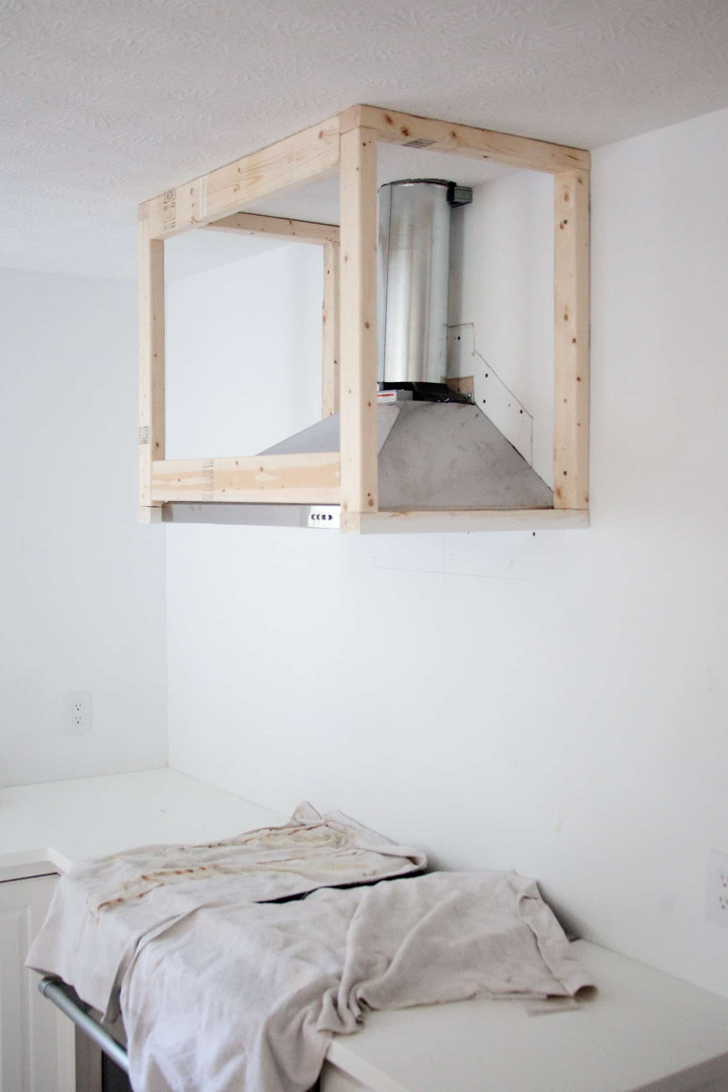 油烟机白色的小盒子怎么放上去,油烟机盒子小窍门