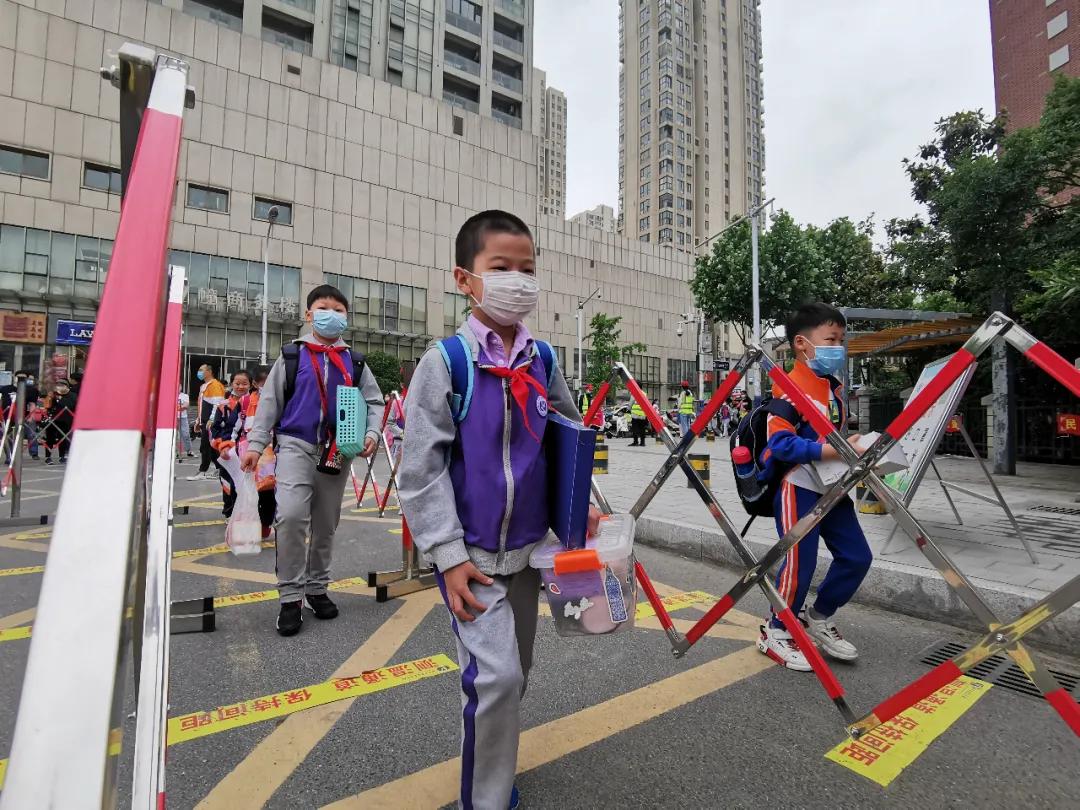合肥小学生神兽回笼,合肥一二三年级小神兽