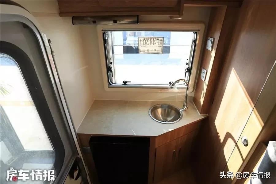 便宜又好的b型四驱房车推荐,性价比最高的四驱越野房车推荐