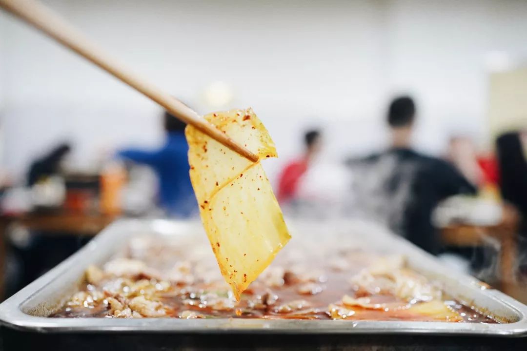 永恒吃货精神：天气冷了，就要吃羊肉呀