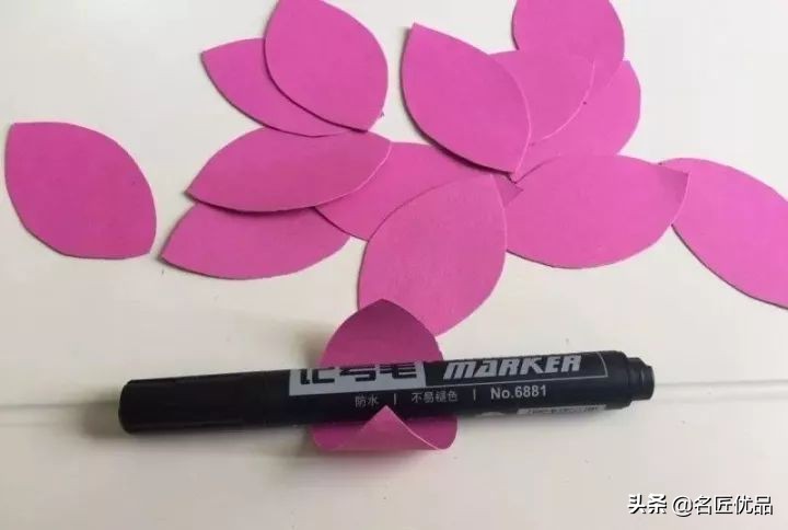 手工制作荷花睡莲,夏天的荷花手工小朋友