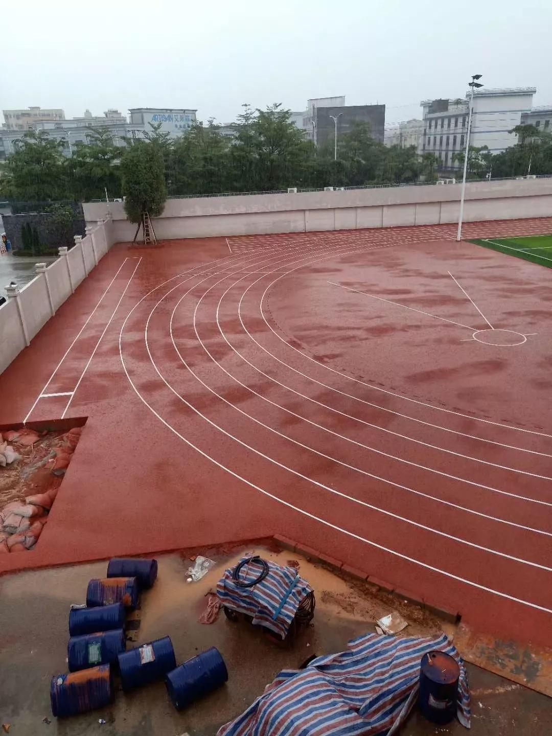 200米塑胶跑道操场,200米塑胶环形跑道图