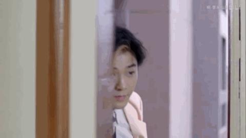 郑伊健天若有情里斯文败类,郑伊健斯文败类戴眼镜暗里着迷