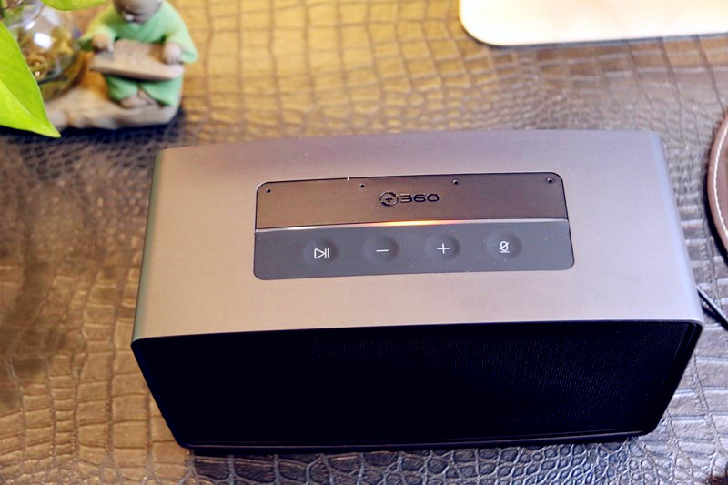 大繁至简ai不释手360ai音箱max,360ai音箱max音质对比小度