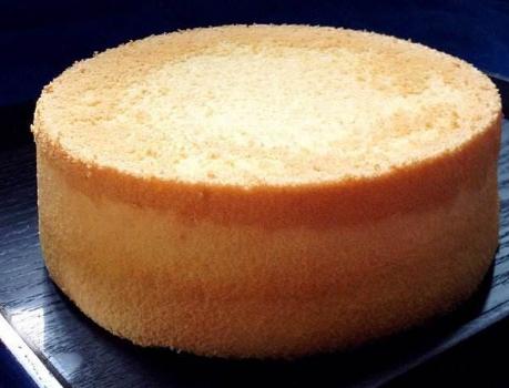 做蛋糕低筋面粉还需要过筛吗,做蛋糕如果用普通面粉会怎样