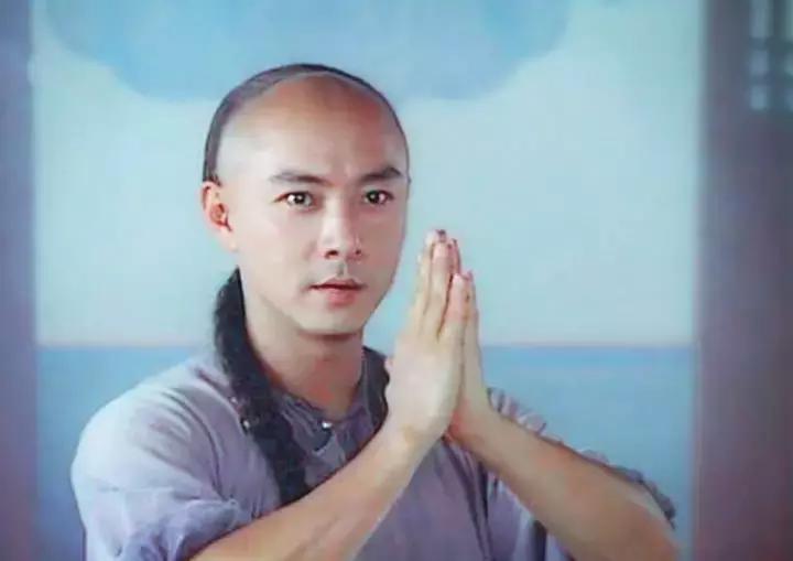 张卫健自曝入行史最新消息,张卫健啥时候开始光头