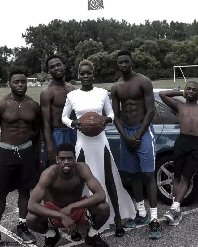 世界最黑的黑模特,世界上最黑模特