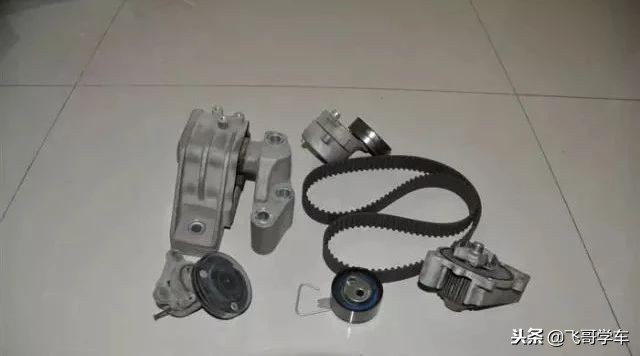 发动机更换正时皮带操作方法,东风标致4081.2t更换正时皮带视频