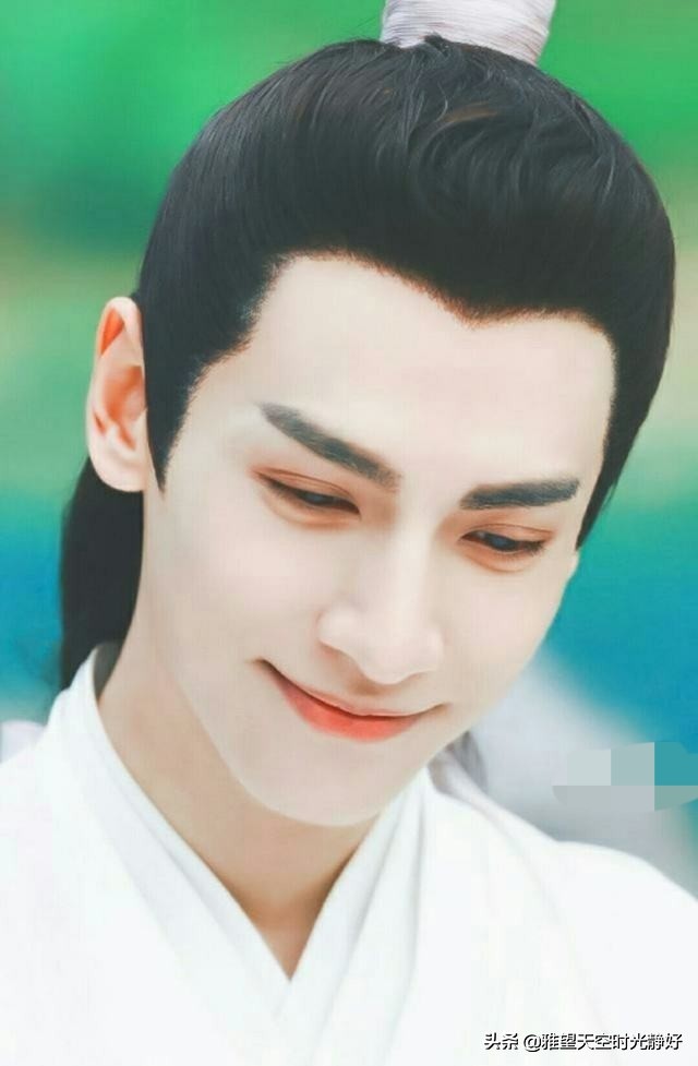 谁的笑容最治愈男明星,有没有治愈系笑容的男明星