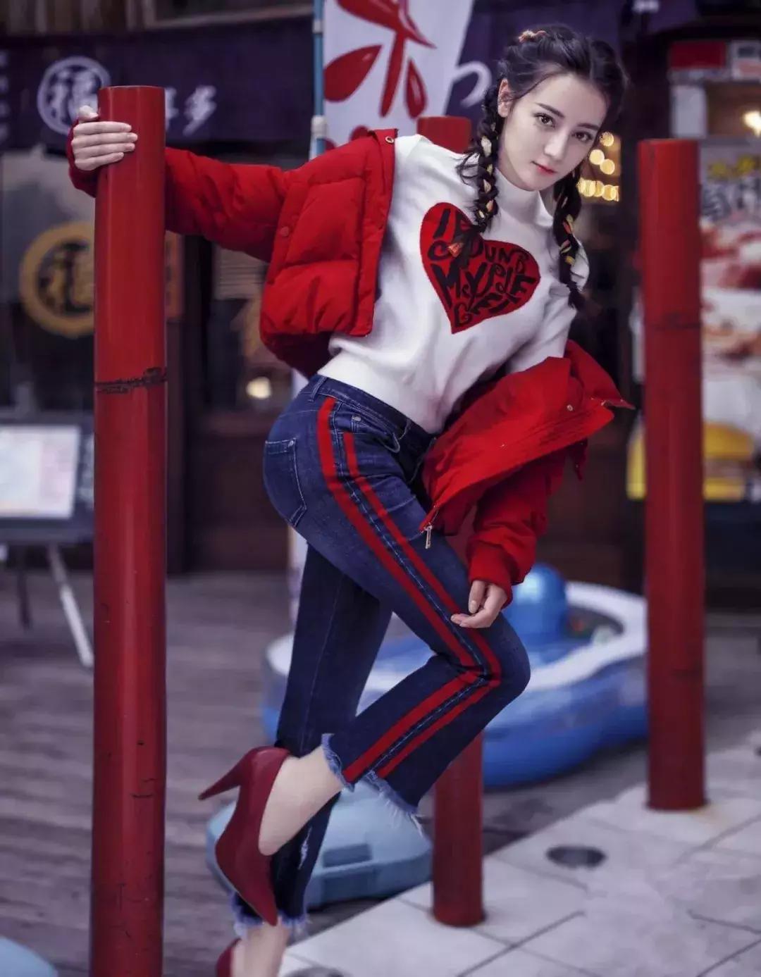 卫衣羽绒服最保暖时髦的冬季搭配,羽绒服卫衣简直时髦