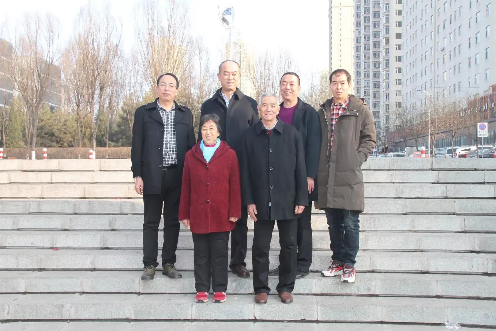 追忆我的父亲全文,忆我的父亲范文