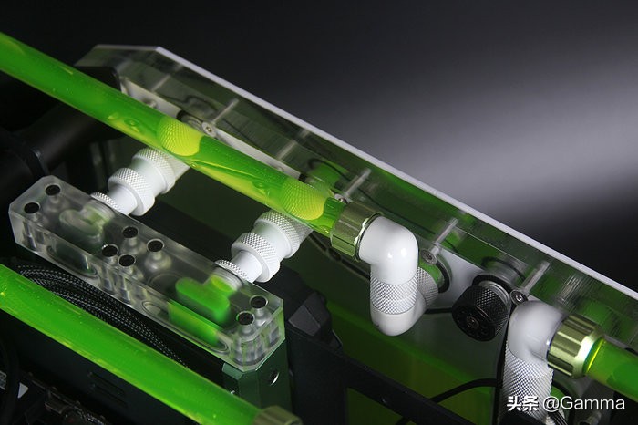 公认散热好的itx机箱,支持240水冷和RGB光控的itx机箱