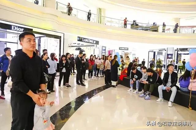 牵手“Theone”――相约先天下星座潮玩派对