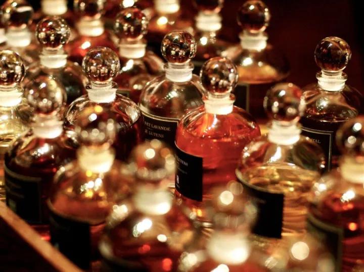 芦丹氏香水推荐前世今生,芦丹氏香水香评文案