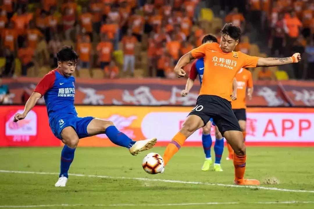 武汉卓尔关注竞争对手赛况,武汉卓尔采访