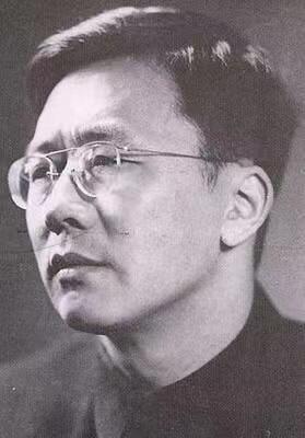 华罗庚读完《七律和郭沫若同志》，给毛主席写信：勤学毛著脱旧胎